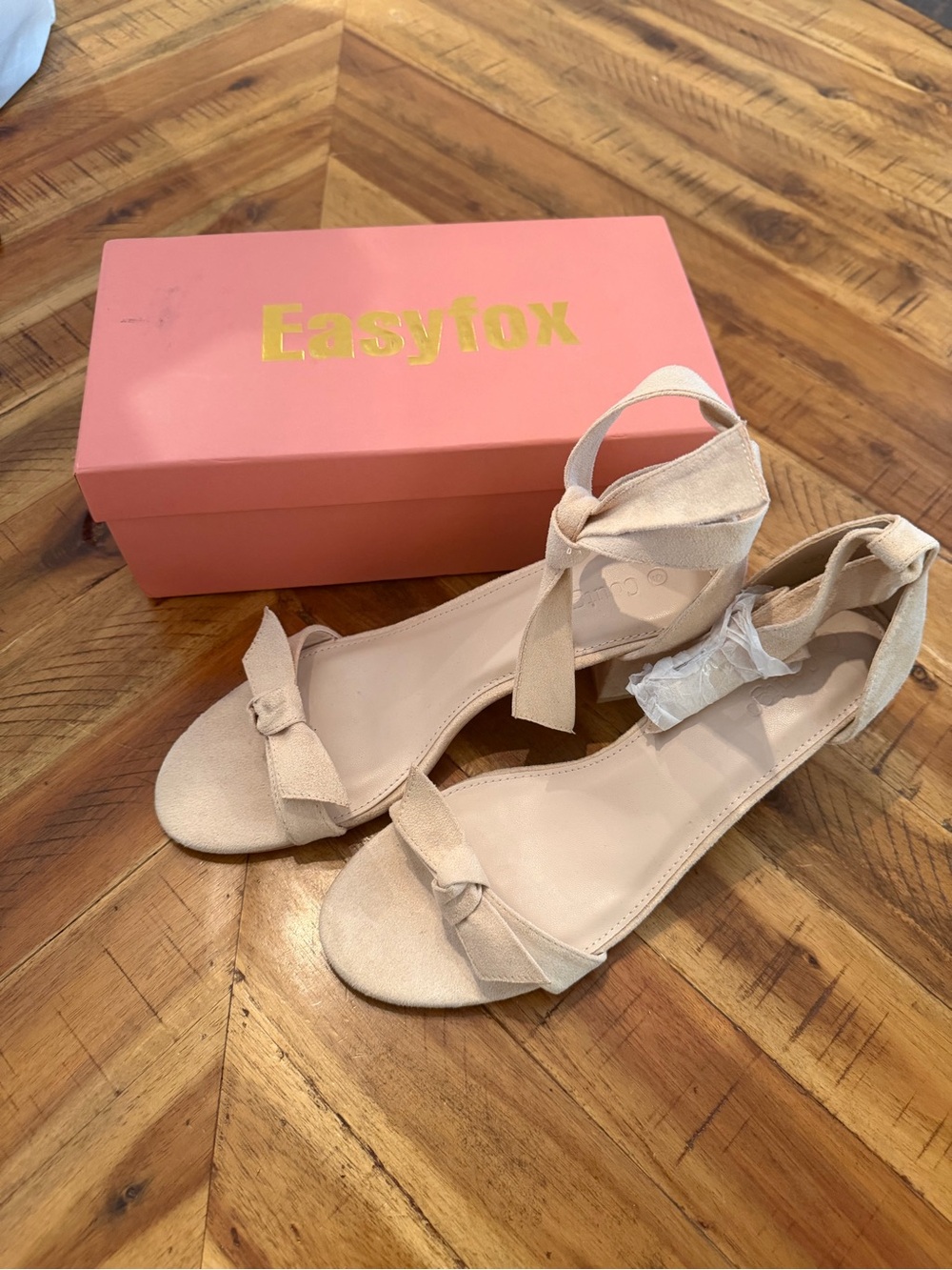 New in box! Women's Tan Bow Ankle-Strap Sandals